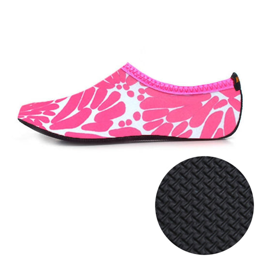 3mm Non-slip Rubber Embossing Texture Sole Figured Diving Shoes and Socks, One Pair, Size:S (Pink) - Swimming Fins & Diving Shoes by PMC Jewellery | Online Shopping South Africa | PMC Jewellery | Buy Now Pay Later Mobicred