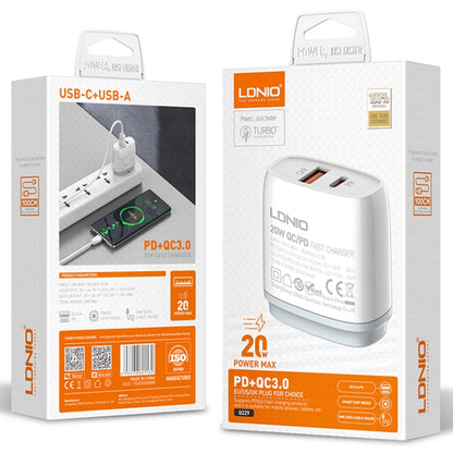 LDNIO Q229 QC3.0 / PD20W USB + Type-C Fast Charger with 1m USB to 8 Pin Cable, Plug Type:UK Plug(White) - USB Charger by LDNIO | Online Shopping South Africa | PMC Jewellery | Buy Now Pay Later Mobicred