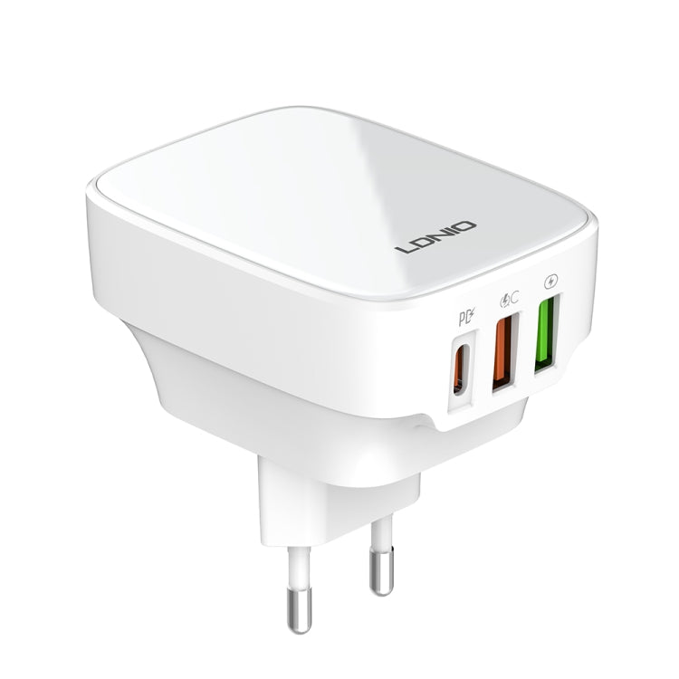 LDNIO Q334 32W Type-C + Dual USB Port Charger with 1m 8 Pin Data Cable, Plug Type:EU Plug(White) - USB Charger by LDNIO | Online Shopping South Africa | PMC Jewellery | Buy Now Pay Later Mobicred