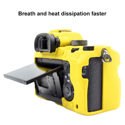 PULUZ Soft Silicone Protective Case for Sony A9 (ILCE-9) / A7 III/ A7R  III(Yellow) - Protective Case by PULUZ | Online Shopping South Africa | PMC Jewellery | Buy Now Pay Later Mobicred