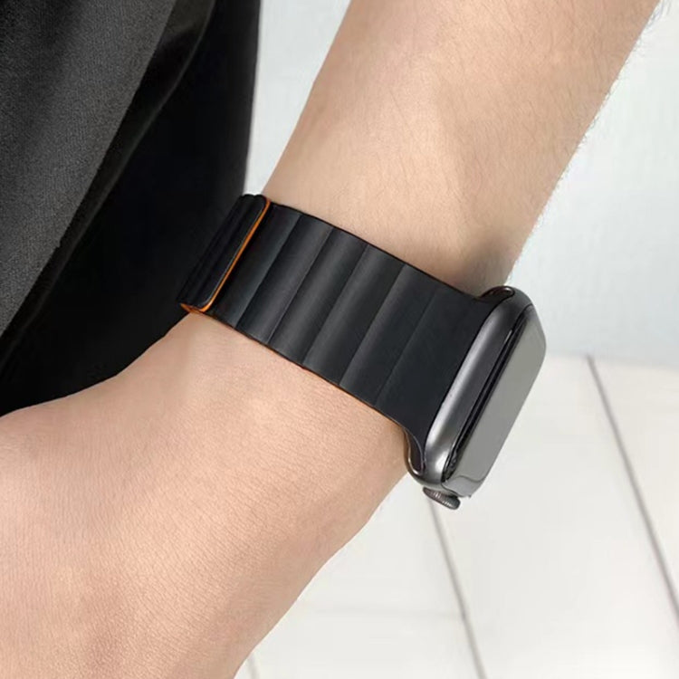 Mutural Moran Series Liquid Silicone Magnetic Strap Watch Band For Apple Watch Series 9&8&7 41mm / SE 3&SE 2&6&SE&5&4 40mm / 3&2&1 38mm(Black + Orange) - Watch Bands by Mutural | Online Shopping South Africa | PMC Jewellery | Buy Now Pay Later Mobicred